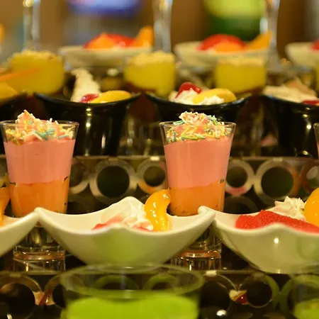 Manaspark Deluxe Отель