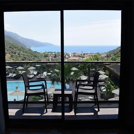 Manaspark Deluxe Отель Олудениз