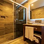 Manaspark Deluxe 4*