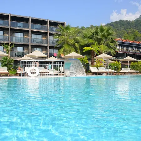 Manaspark Deluxe 4*