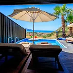 Szálloda Manaspark Deluxe 4*