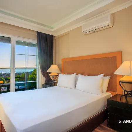 Hotel Manaspark Deluxe