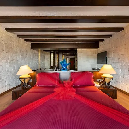 Hotell Manaspark Deluxe