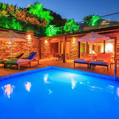 Szálloda Manaspark Deluxe