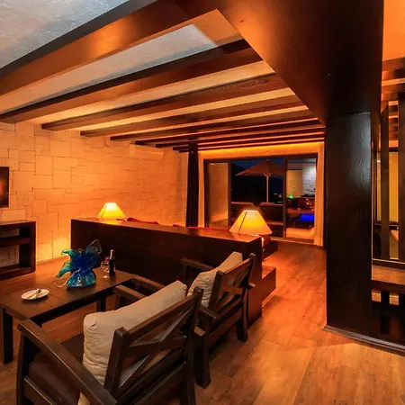 Manaspark Deluxe Szálloda 4*