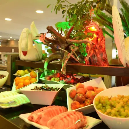 Manaspark Deluxe Szálloda