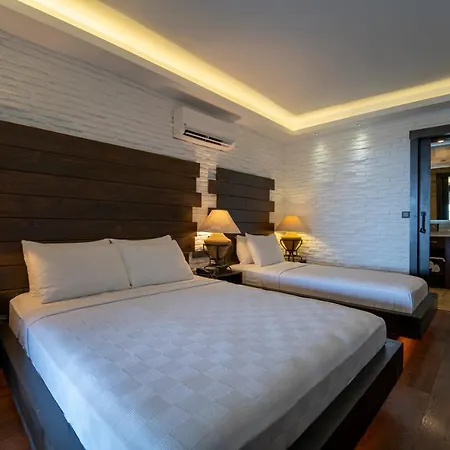 Szálloda Manaspark Deluxe 4*