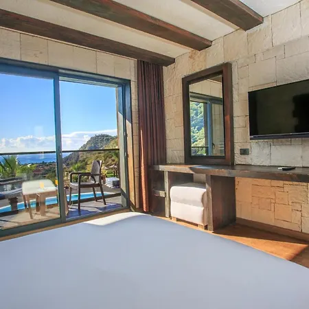 Manaspark Deluxe Szálloda 4*