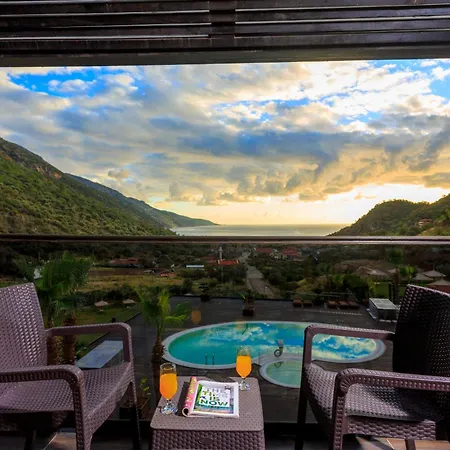 Manaspark Deluxe 4* Oludeniz